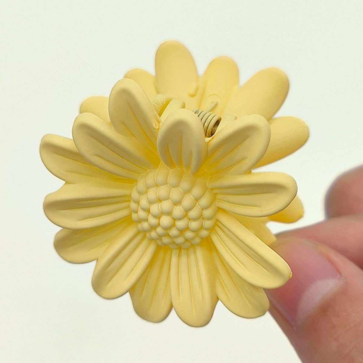 SMALL DAISY HAIR CLAW CLIP FOR GIRL SUMMER,FALL