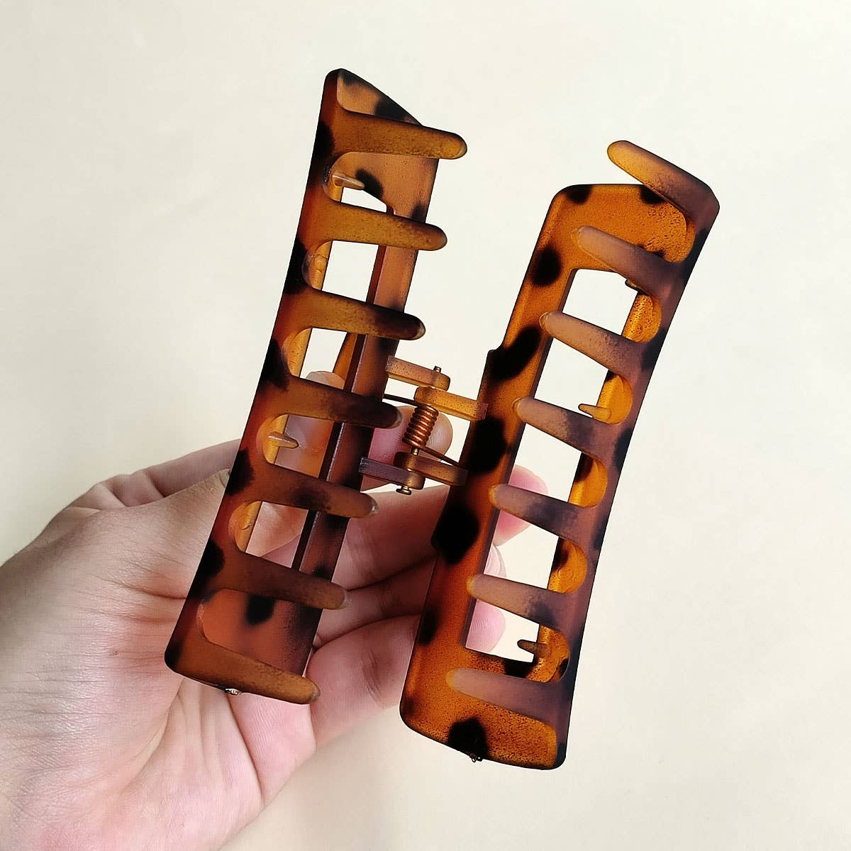 4.13IN SIMPLE RECTANGULAR LARGE HAIR CLAW CLIp