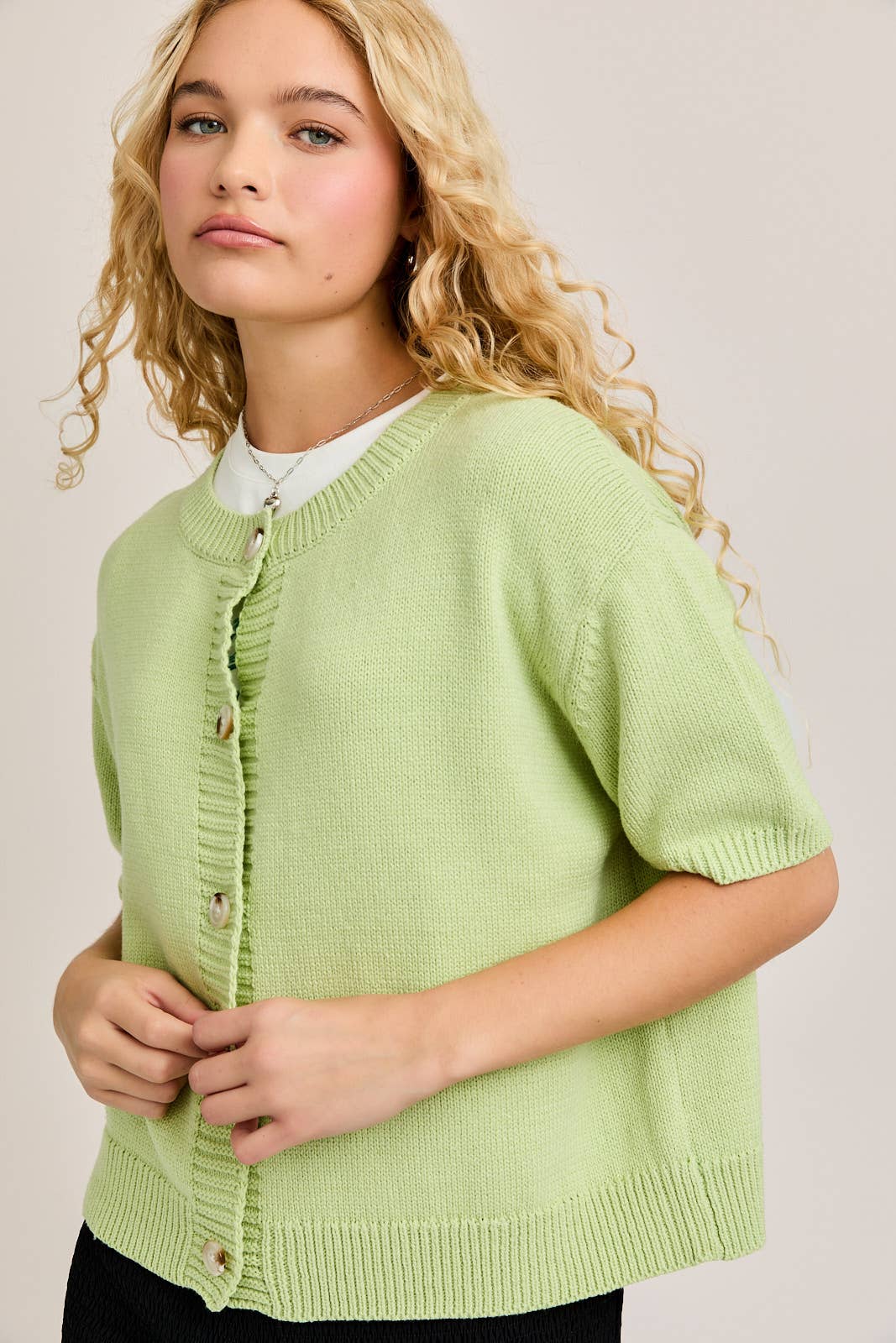SHORT SLEEVE SWEATER CARDIGAN
