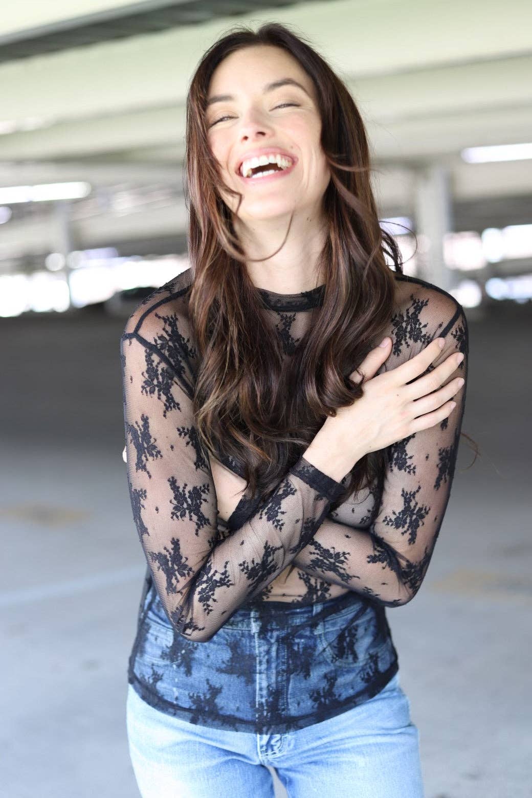 Black LACE LONG SLEEVE TOPS