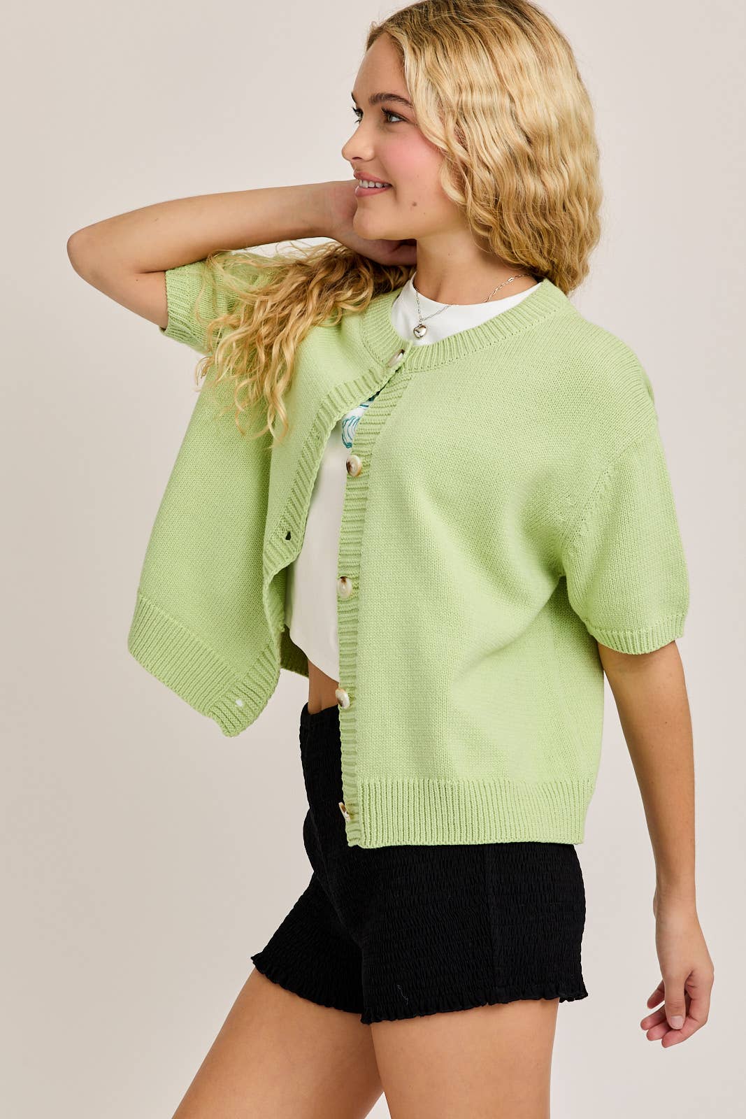 SHORT SLEEVE SWEATER CARDIGAN