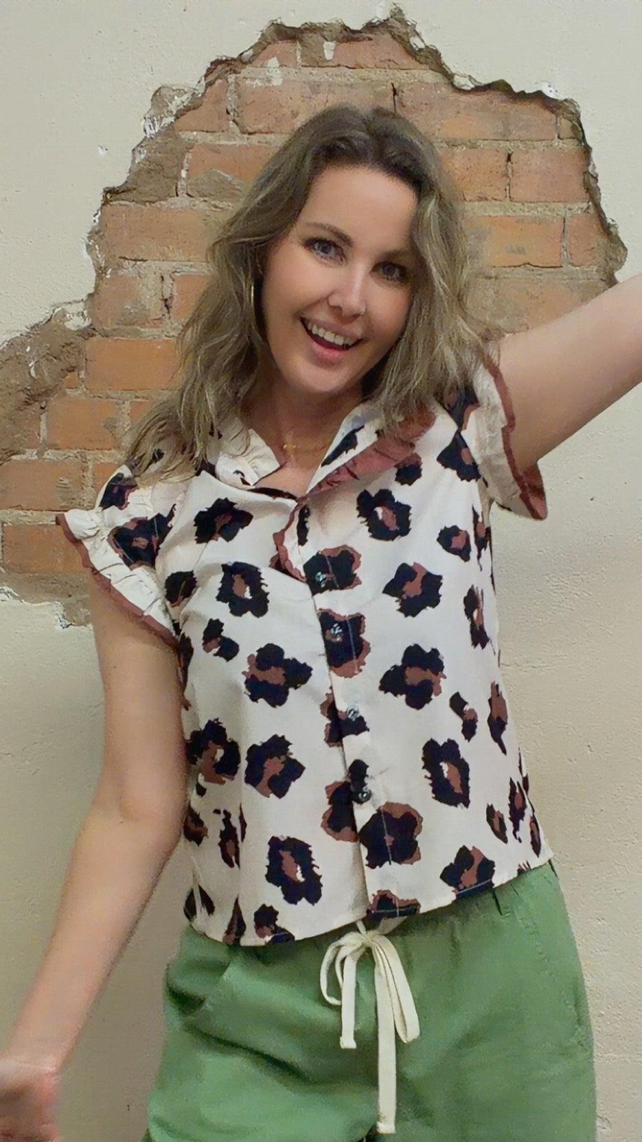 Western Primal Poise Leopard Blouse (S-4X)
