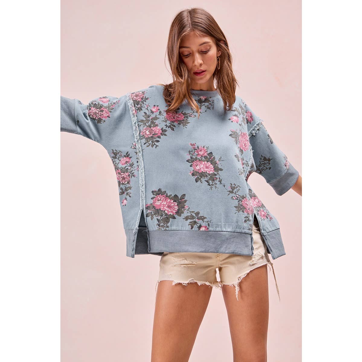 FLOWER PRINTED DENIM OPENSEAM DETAIL TOP