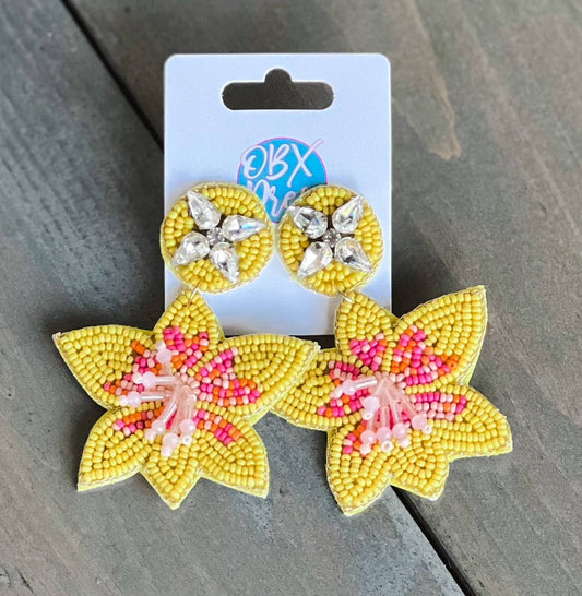 Yellow Hibiscus Beaded Dangle Earrings