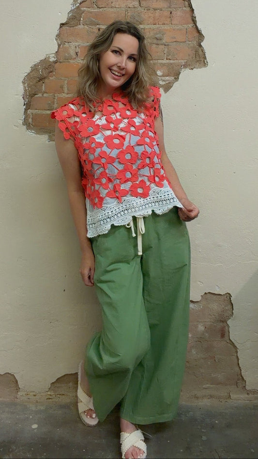 WIDE BARREL LEG DRAWSTRING ELASTIC WAIST PANTS