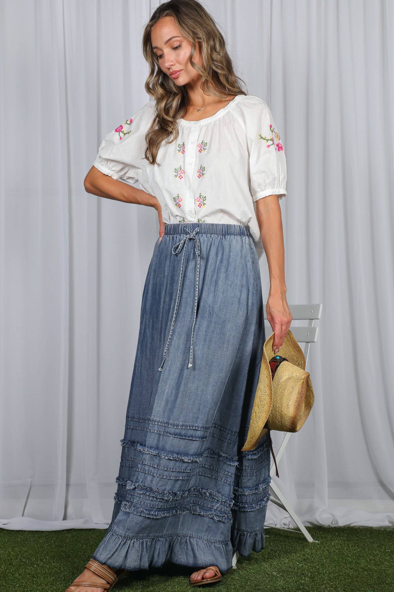 Ruffle Frayed Hem Chambray Casual Western Maxi Skirt VS83151