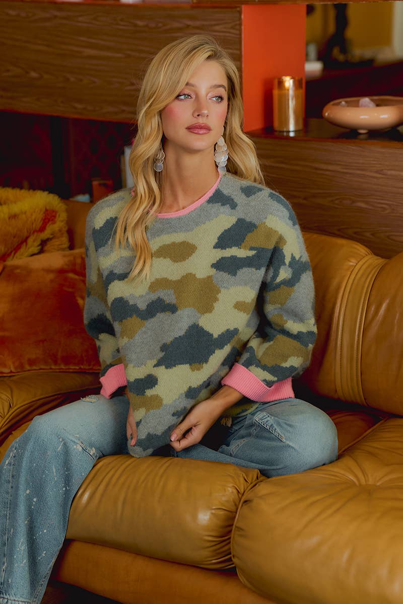 SOFT CAMO CONTRAST NECK AND ROLL UP SWEATER