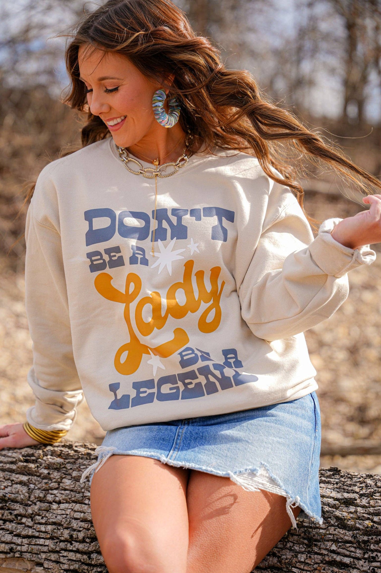 BE A LEGEND CREWNECK - SAND