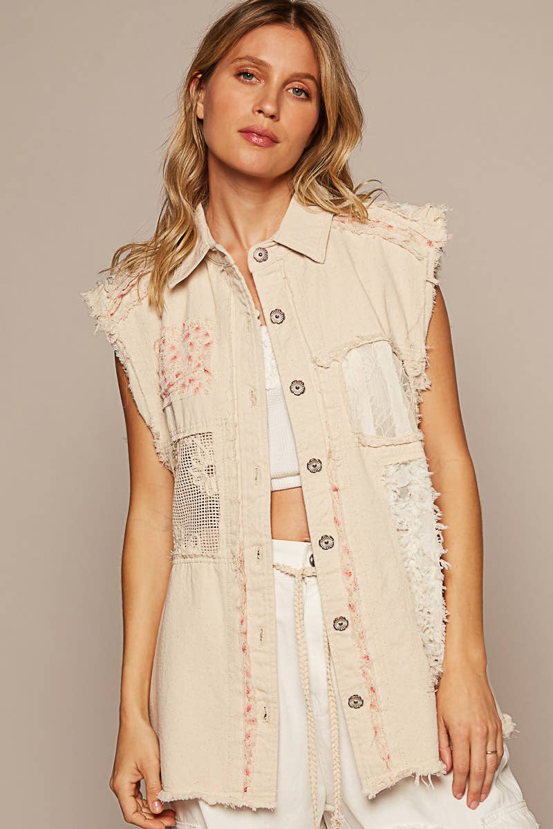 Sleeveless crochet lace floral patch denim jacket