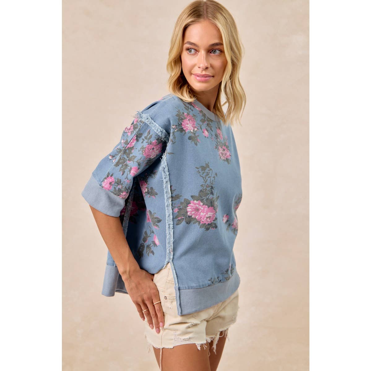 FLOWER PRINTED DENIM OPENSEAM DETAIL TOP