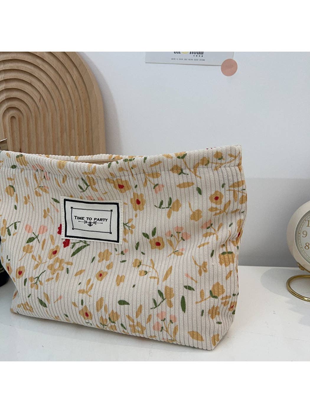Cosbai - Ribbed Floral Quilted Cosmetic Pouch