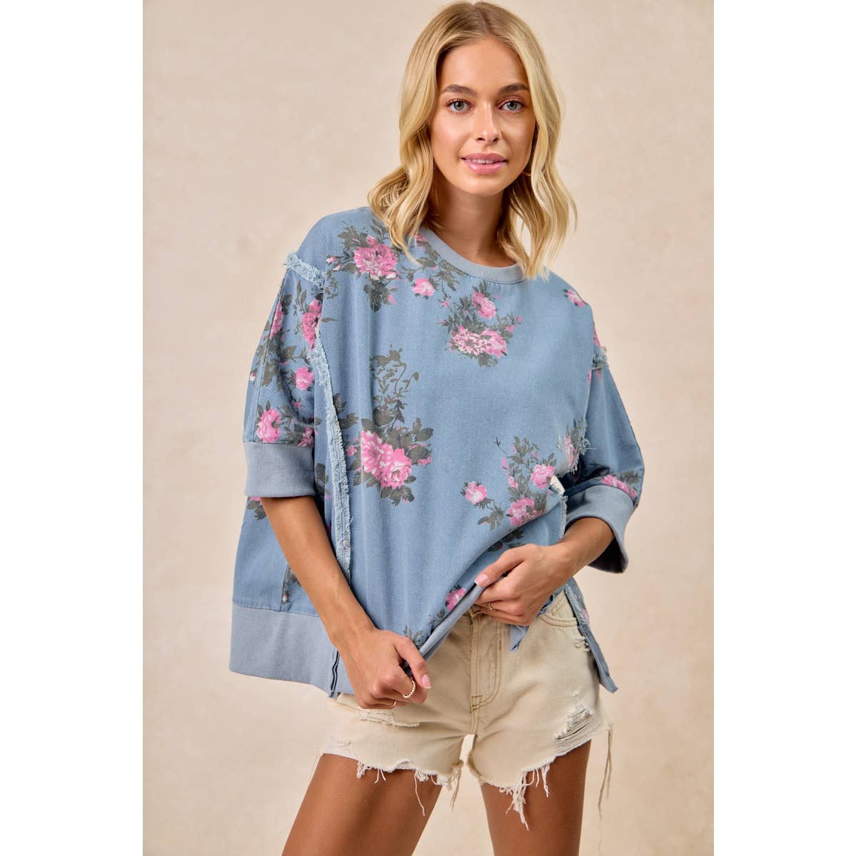 FLOWER PRINTED DENIM OPENSEAM DETAIL TOP