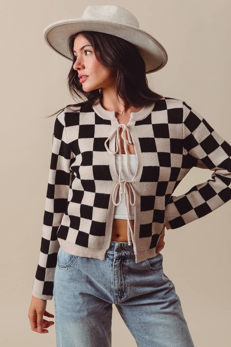 Tie Front Checkered Knitted Round Neck Cardigan