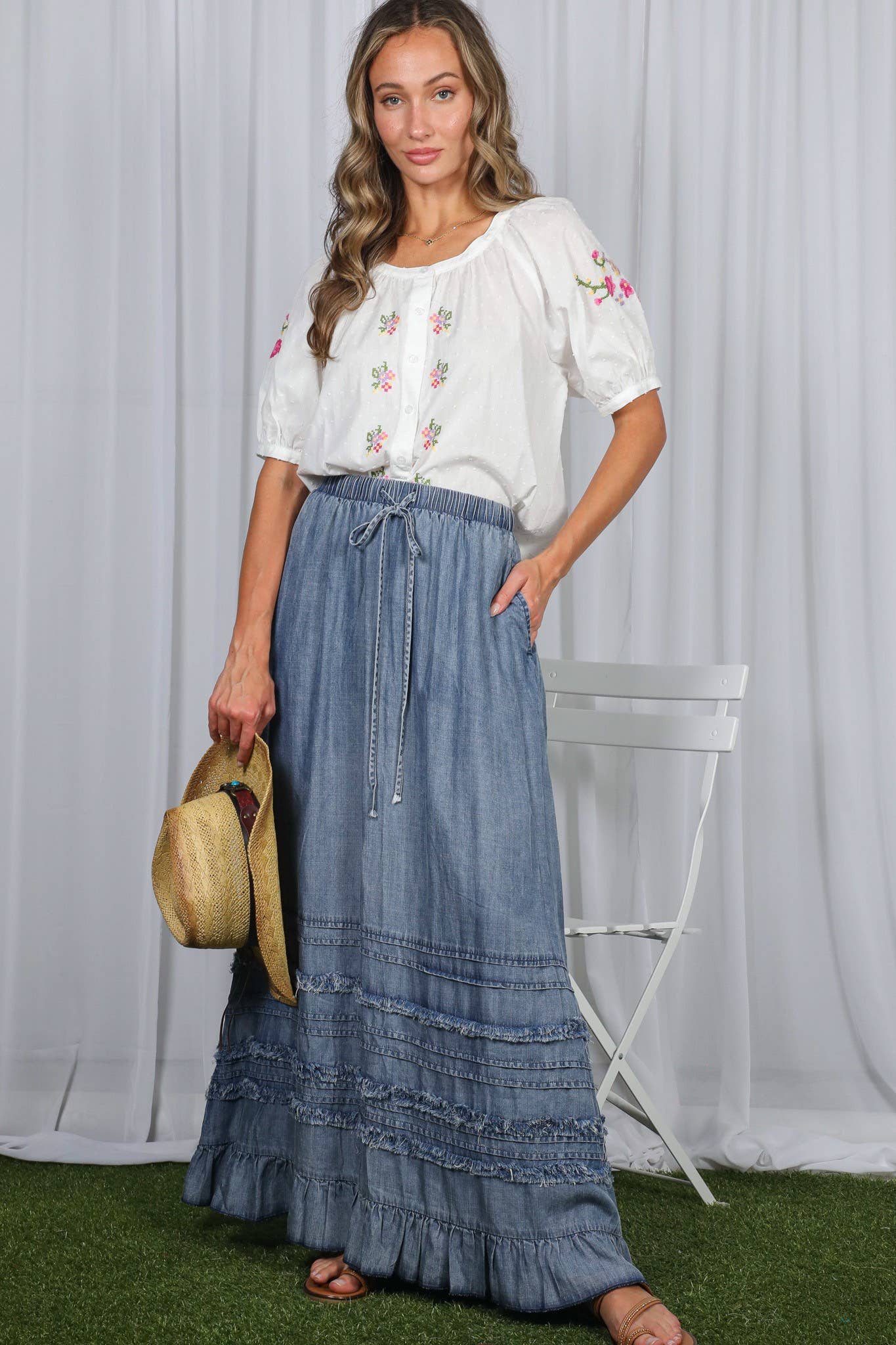 Ruffle Frayed Hem Chambray Casual Western Maxi Skirt VS83151