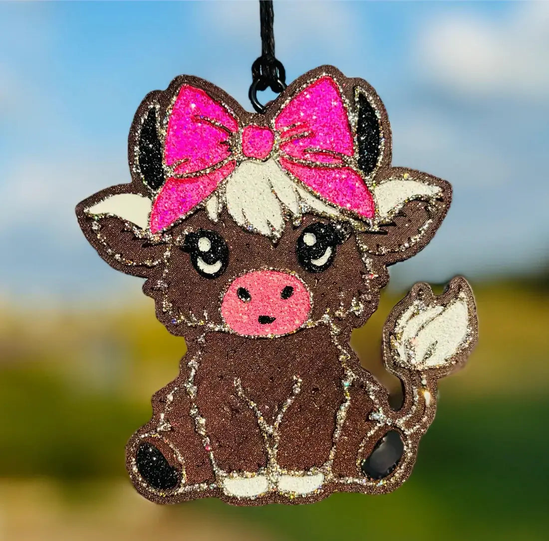 Sitting Highland with Bow Car Freshie/Car Scent/Western Cow