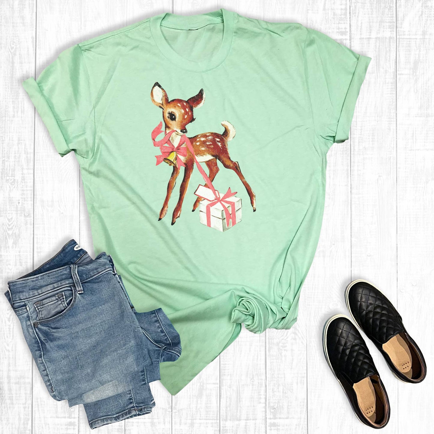 Christmas Deer With Gift Graphic Tee