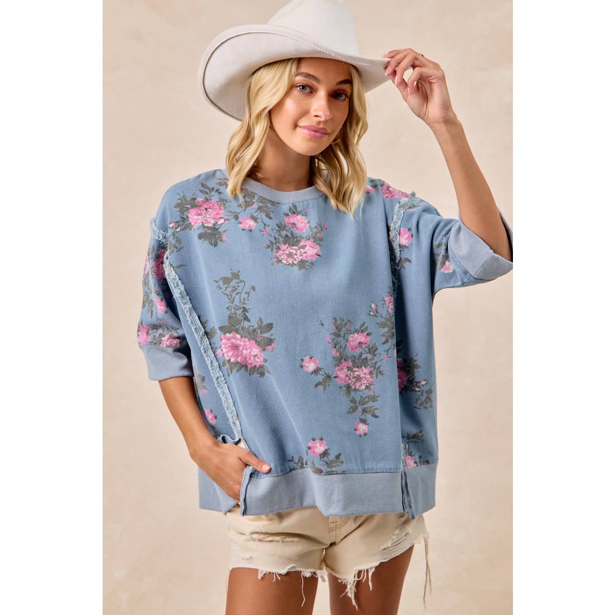 FLOWER PRINTED DENIM OPENSEAM DETAIL TOP