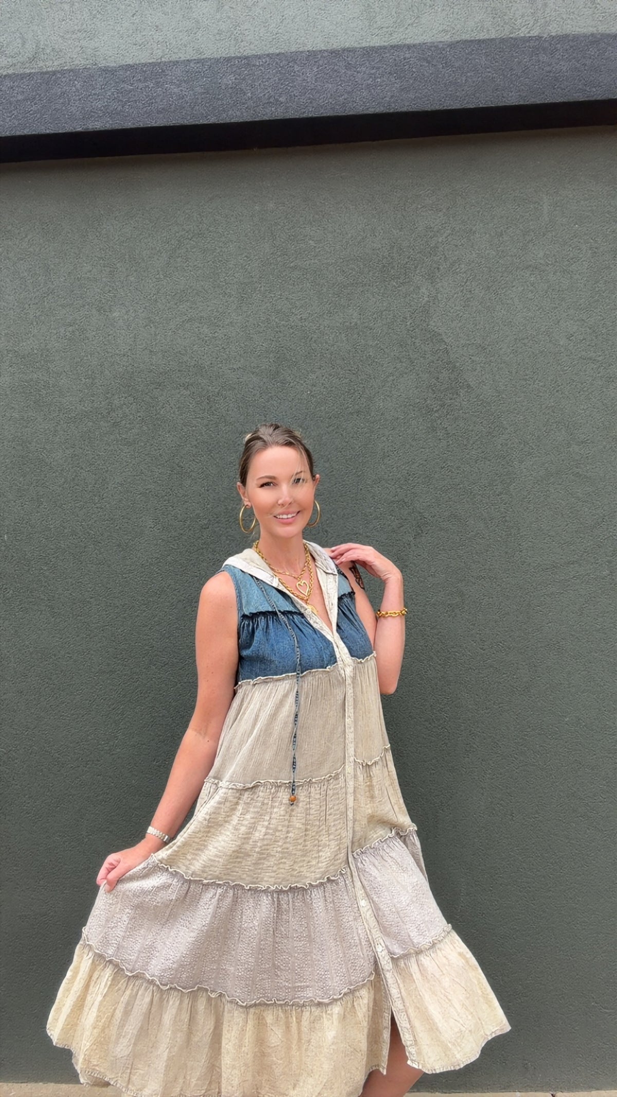 Boho Tiered Sleeveless Maxi Button-Front Duster With Hood 