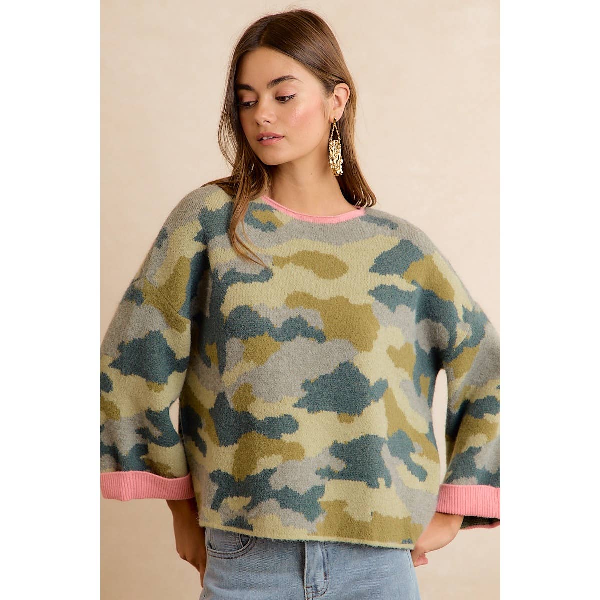 SOFT CAMO CONTRAST NECK AND ROLL UP SWEATER