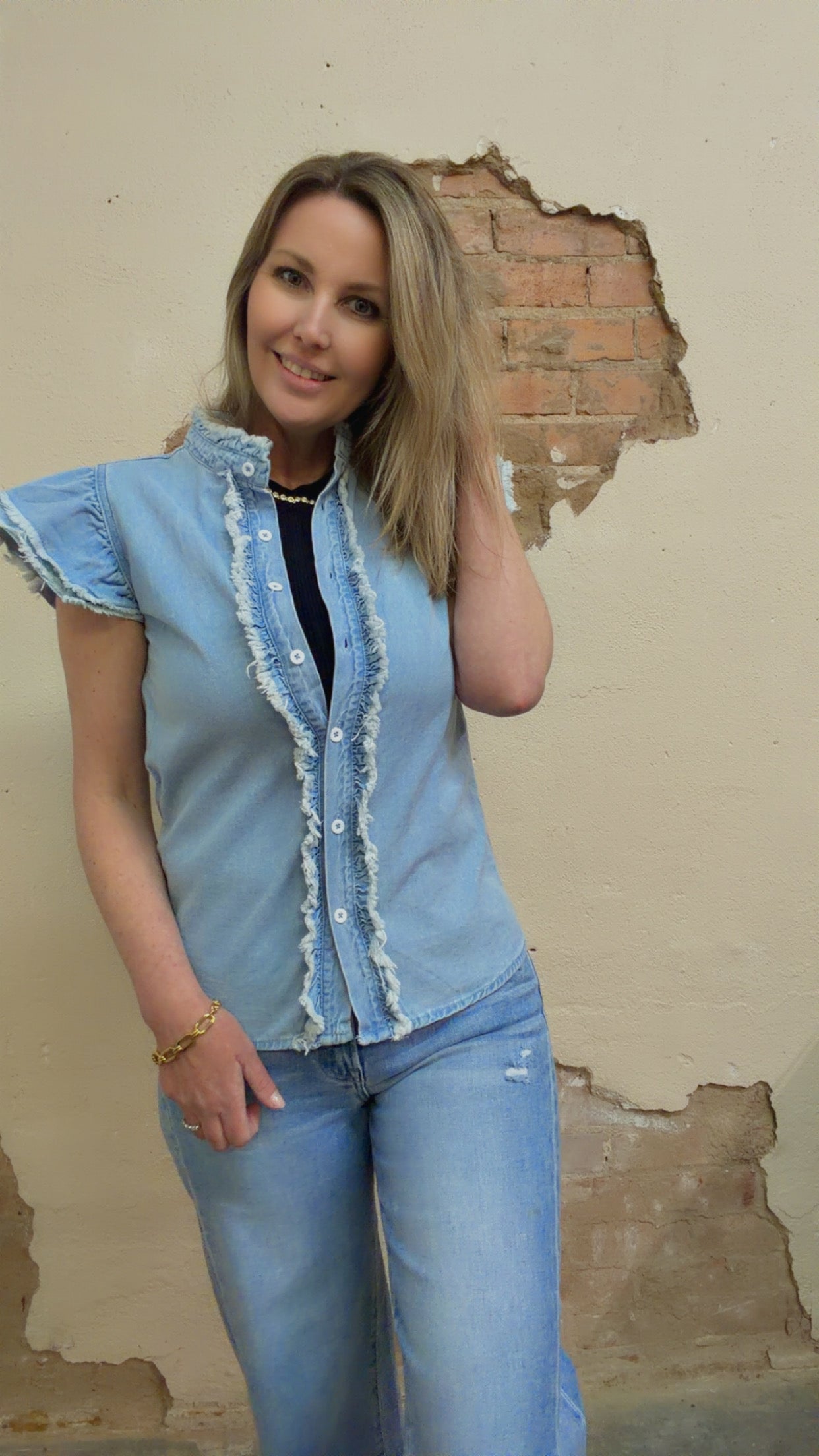 Western Button Ruffles Flutter Frayed Denim Top