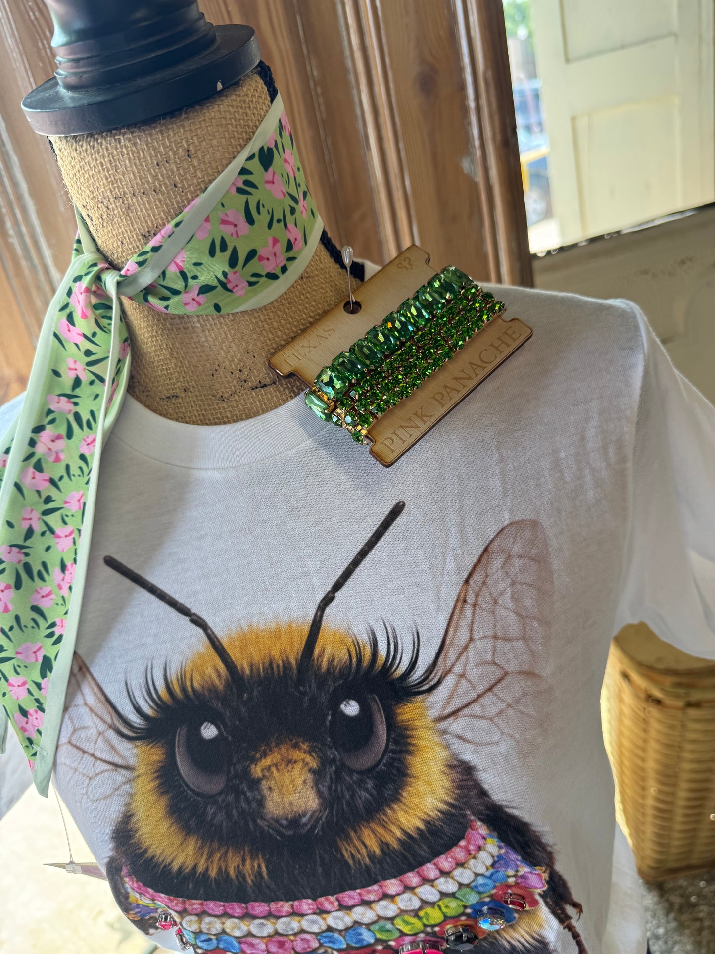 Jeweled Collar Bee on White Or Natural Crew