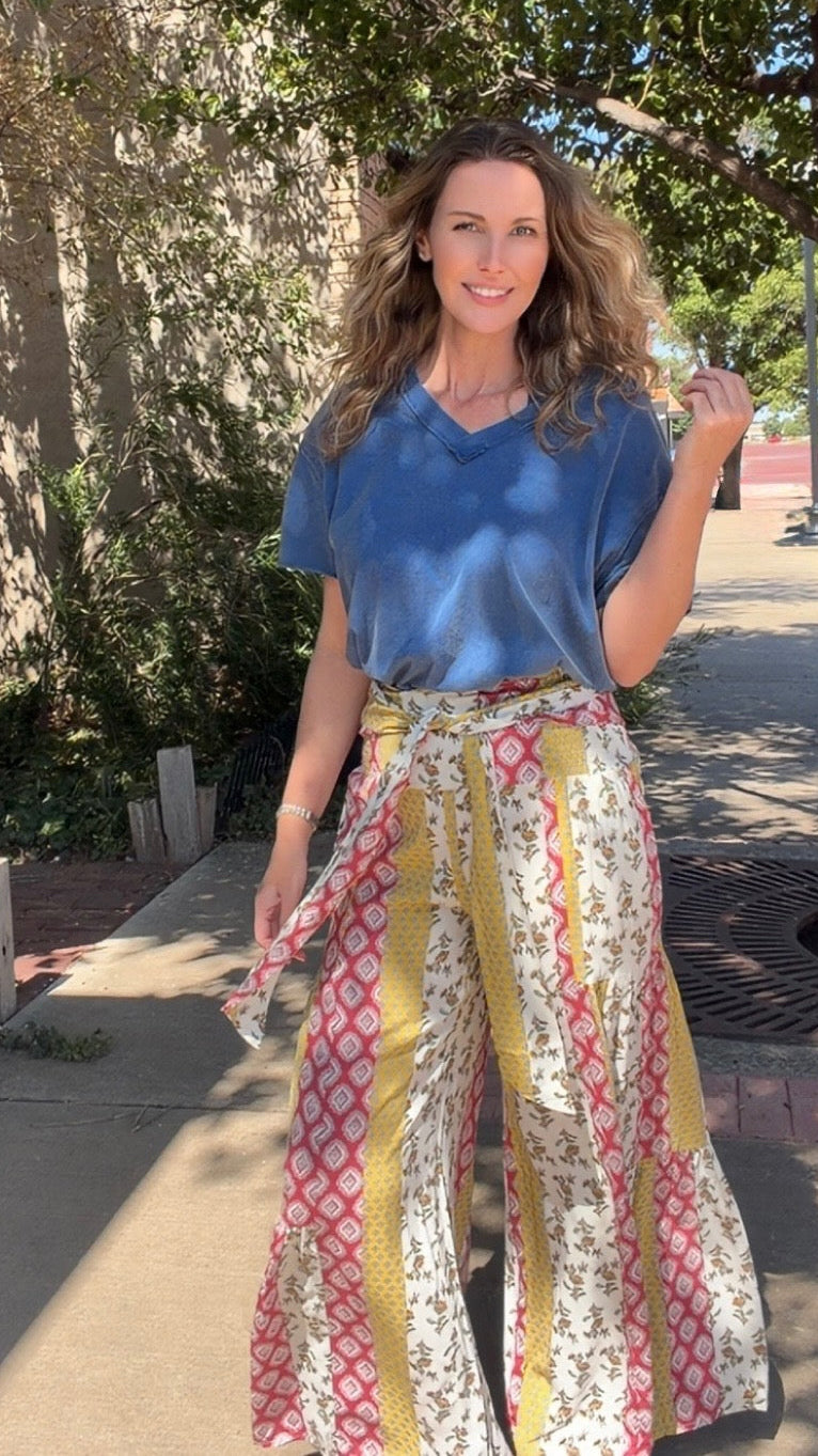 Secret Admirer Printed Pants - Patchwork Multi