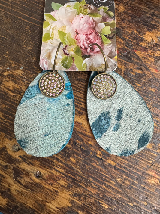 Laying by the ocean earrings