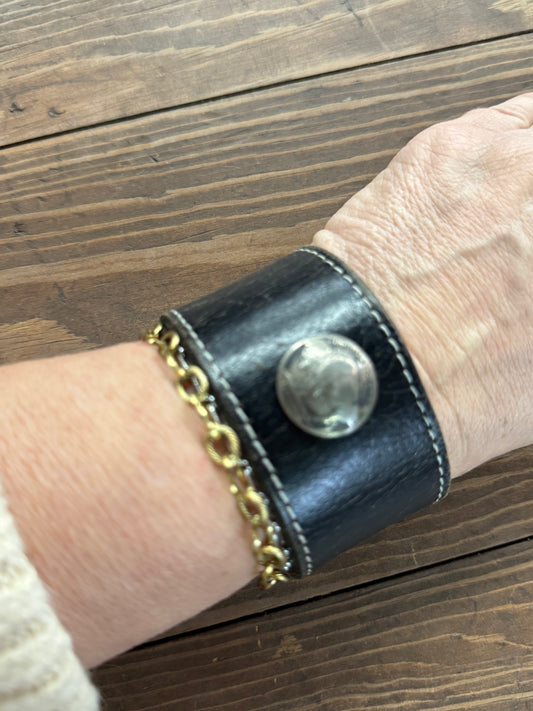 Black leather authentic Buffalo buckle bracelet