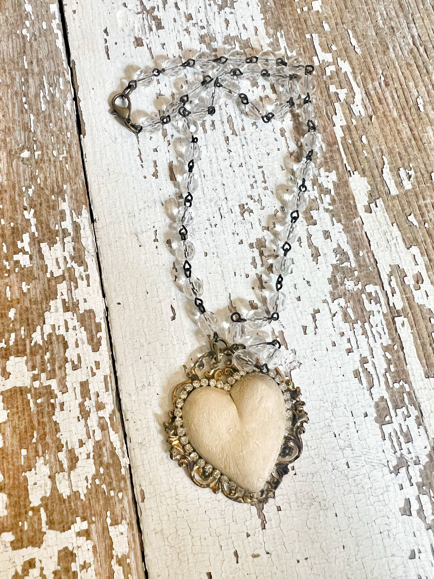 Whitewash Neutral Color Clay Heart Filigree Necklace