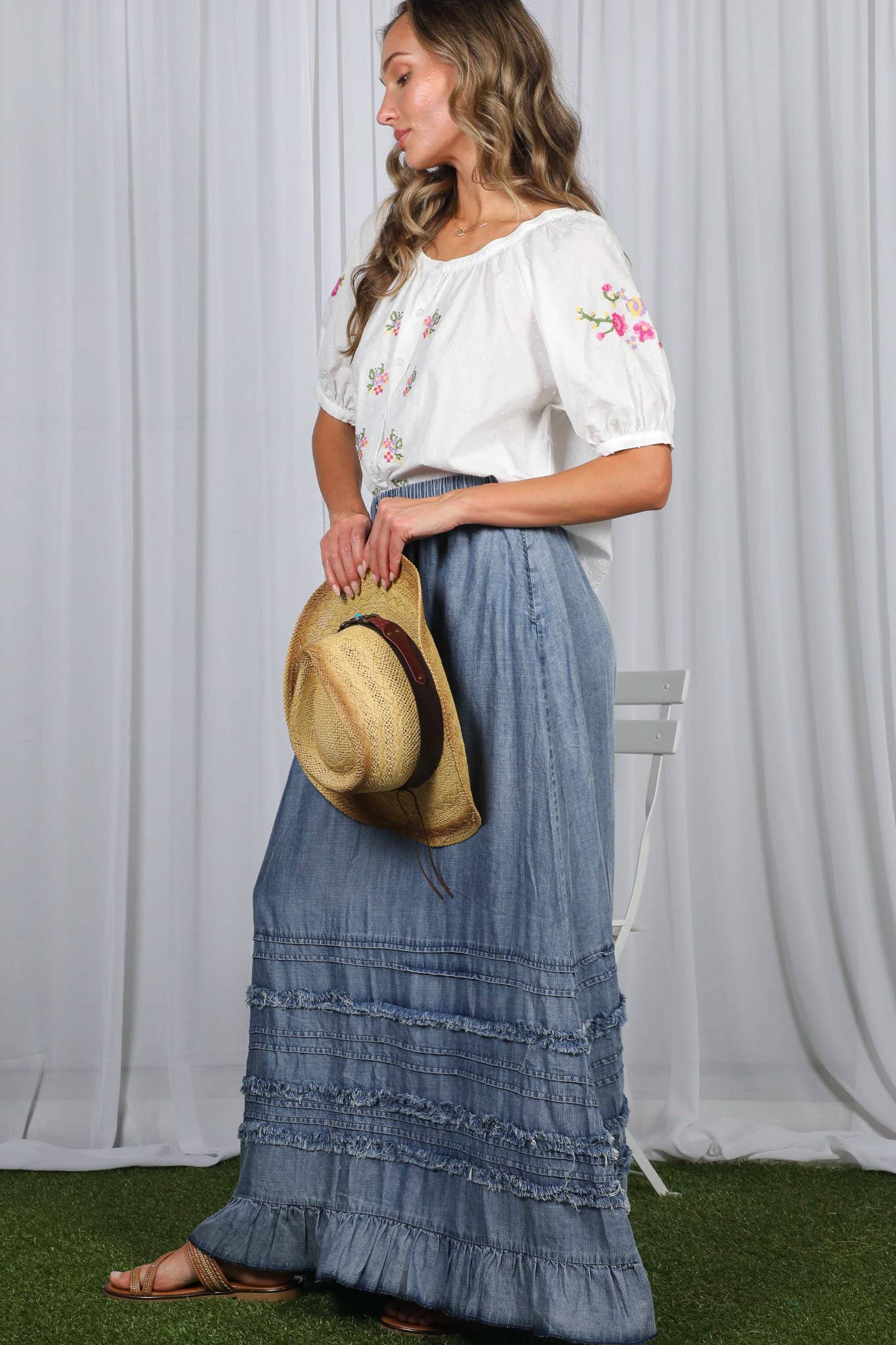 Ruffle Frayed Hem Chambray Casual Western Maxi Skirt VS83151