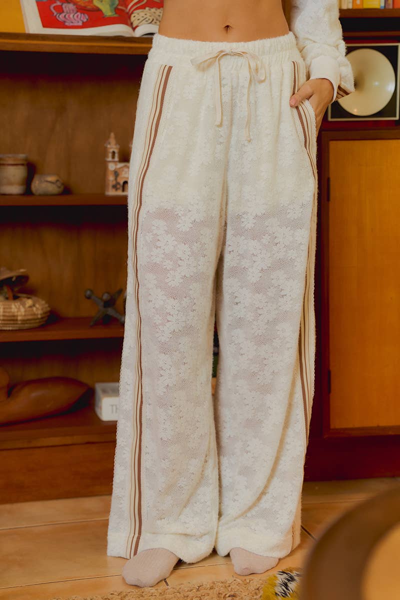 FLOWER LACE PANTS SIDE STRIPE TRIM WITH SHORTS LINING
