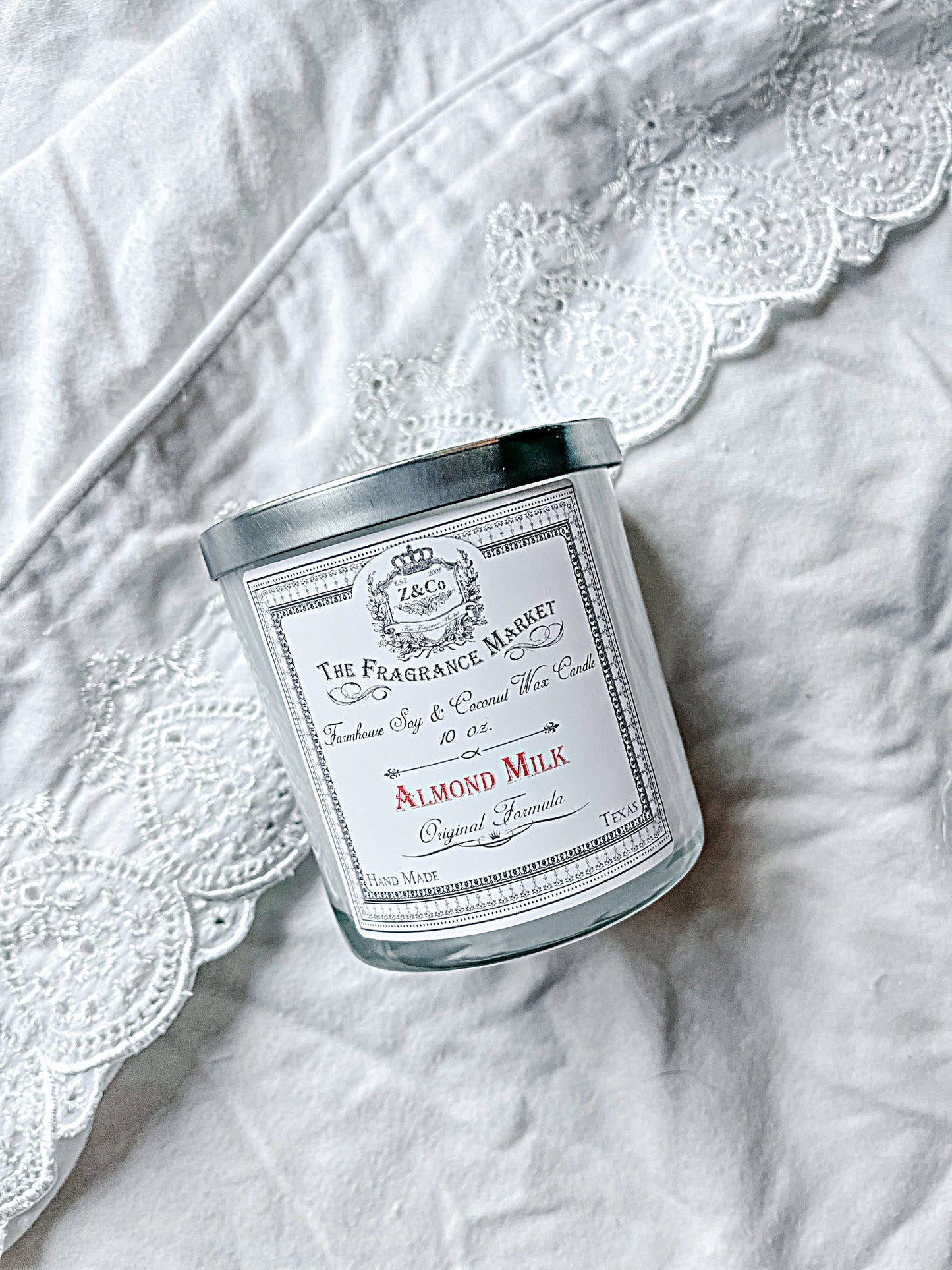 Farmhouse 10 oz Candle Almond Milk