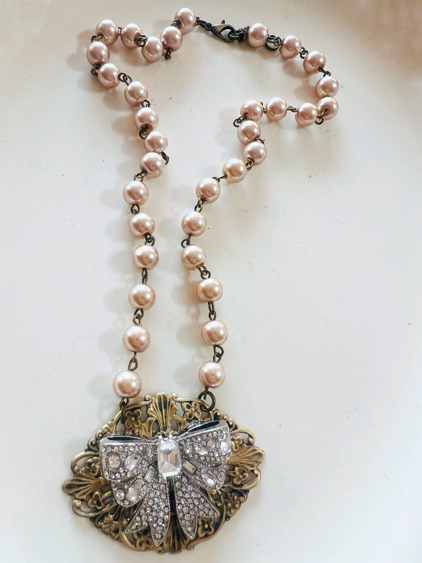 Bow Tie Princess Filigree Pearl Beaded Chain Necklace