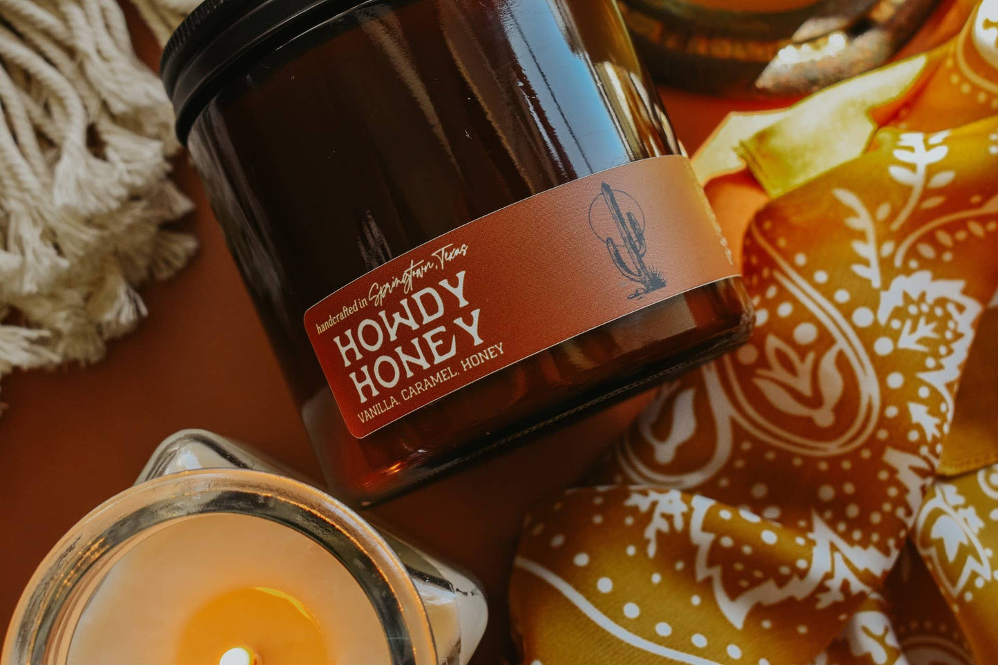 HOWDY HONEY - Vanilla, Caramel & Honey Candle