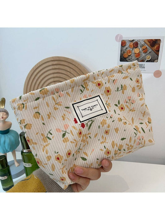 Cosbai - Ribbed Floral Quilted Cosmetic Pouch