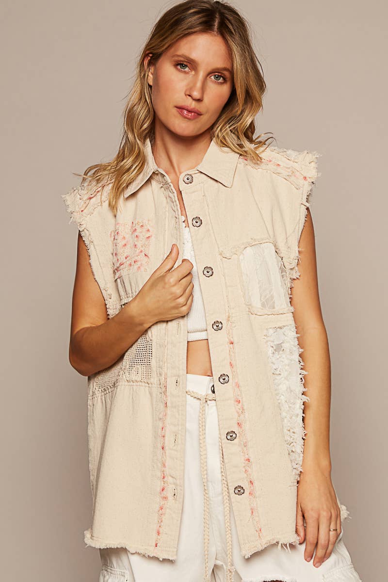 Sleeveless crochet lace floral patch denim jacket