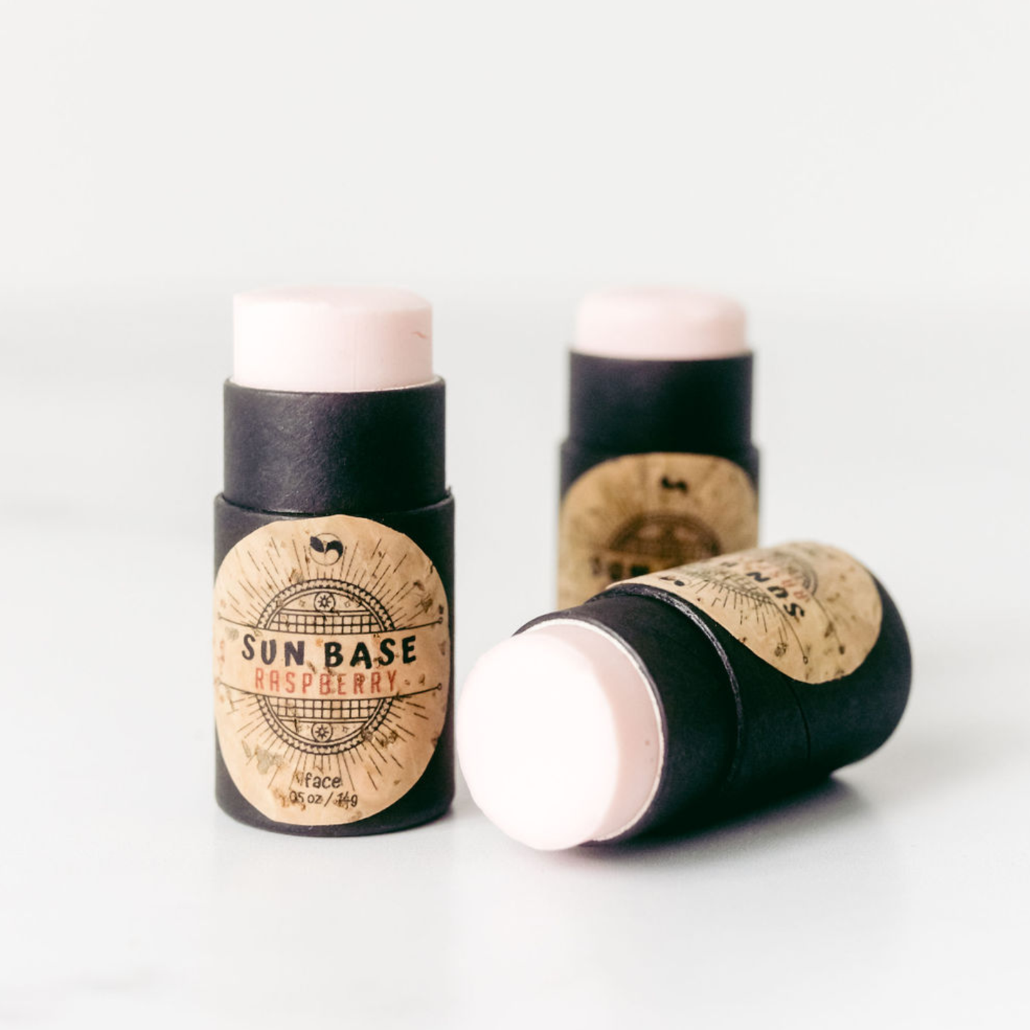 Sun Base Raspberry Lip Balm Bio-Cork Push ups